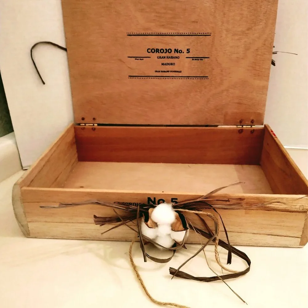 Suenos de Saundra Upcycled, Large, COROJO #5, Cigar Box, Home Accent/Storage